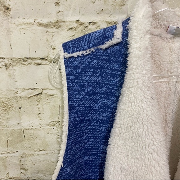 Lularoe Marlow Sherpa Suede Like Open Vest Pockets Terracotta White - Picture 2 of 5